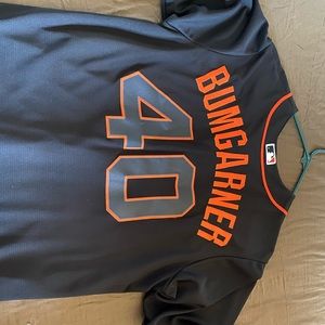 Giants jersey not authentic